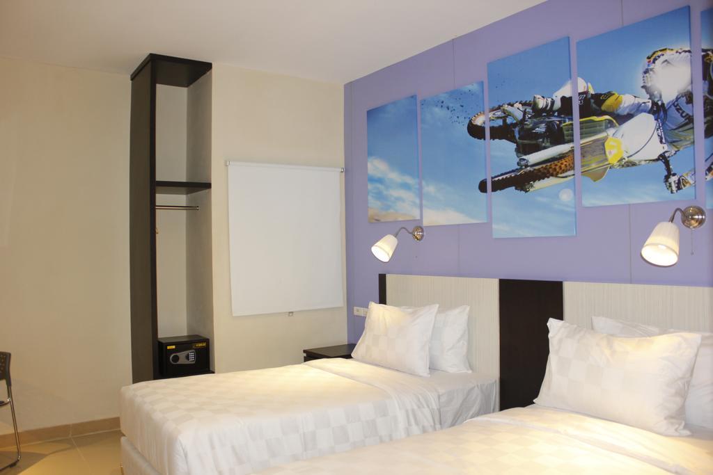 Sinar Sport Hotel Бенгкулу Екстер'єр фото